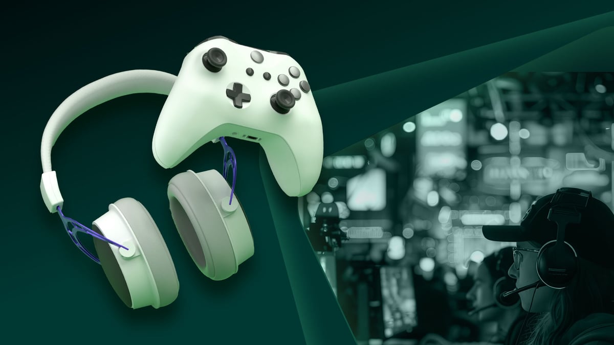 Mando y auriculates para jugar eSports