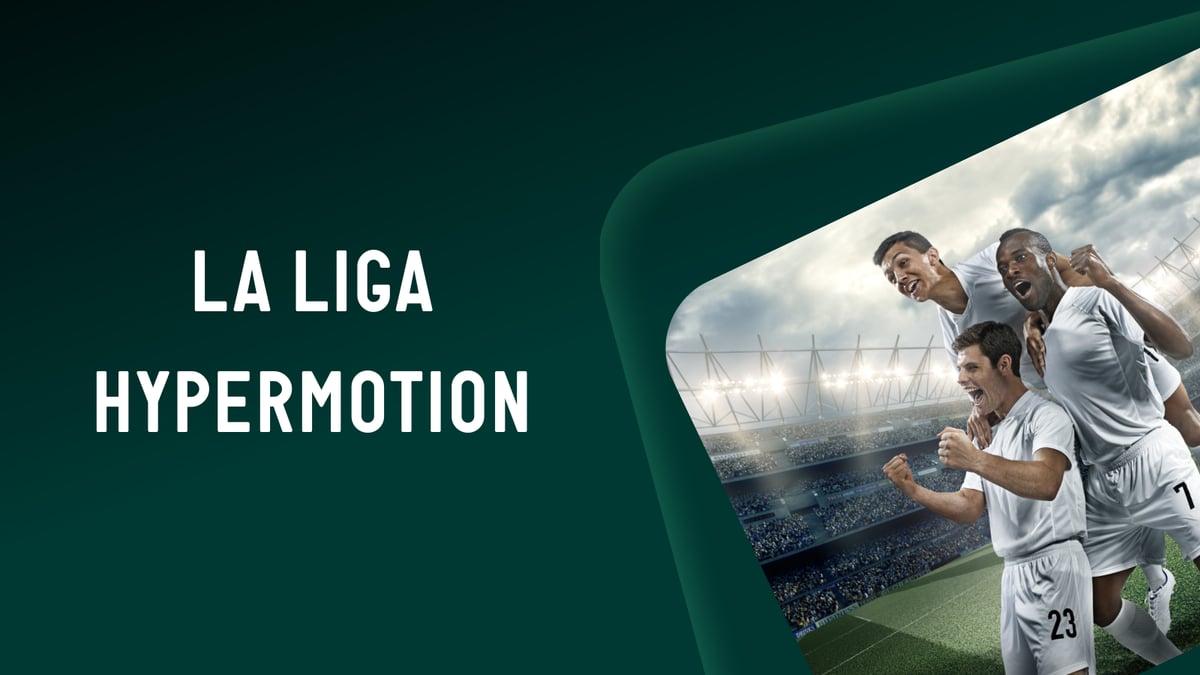 Jugadores celebrando un gol con el fondo de Paf.es